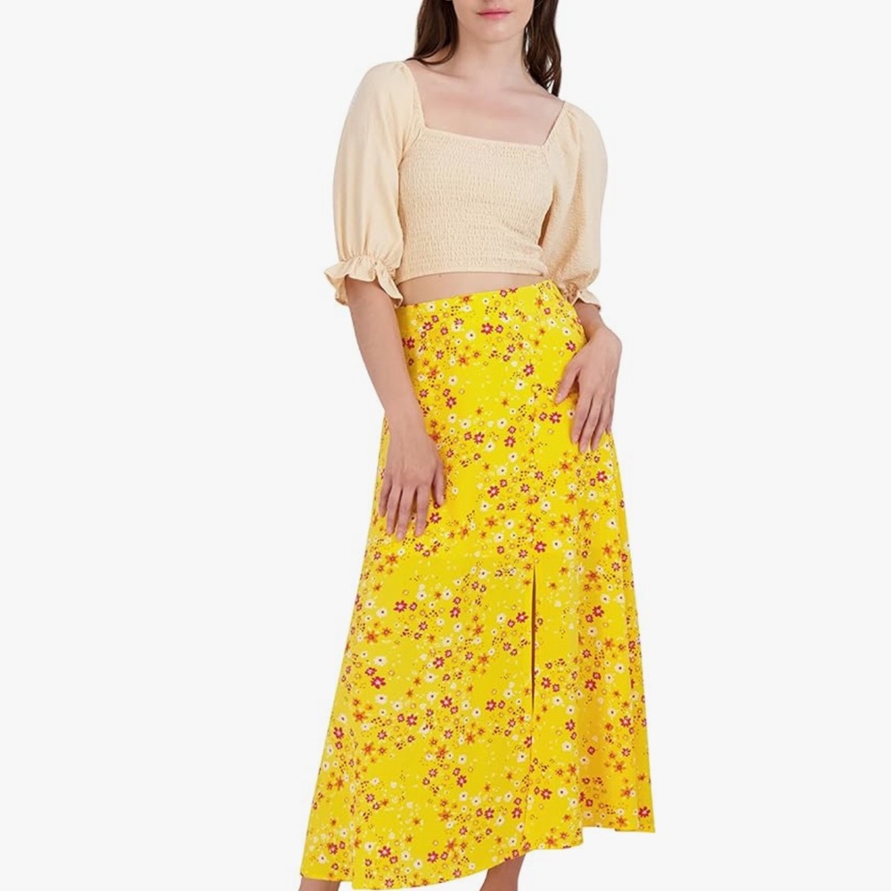 BCBGENERATION Smocked Crop Top Medium, Large